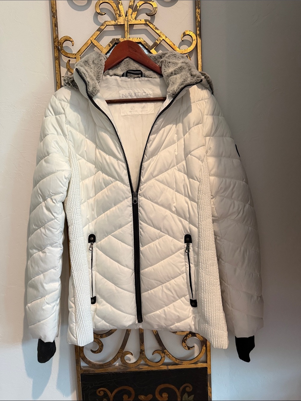 Nautica White Quilted Hooded Puffer Jacket with Gray Faux-Fur Trim